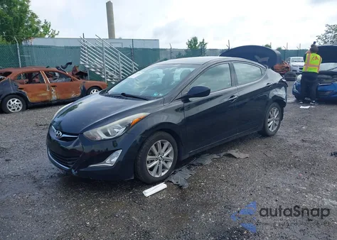 2015 Hyundai Elantra Se z USA, uszkodzony, nr VIN KMHDH4AE6FU236211
